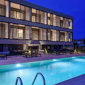 Anassa Butik Living , ניקיטי יוון